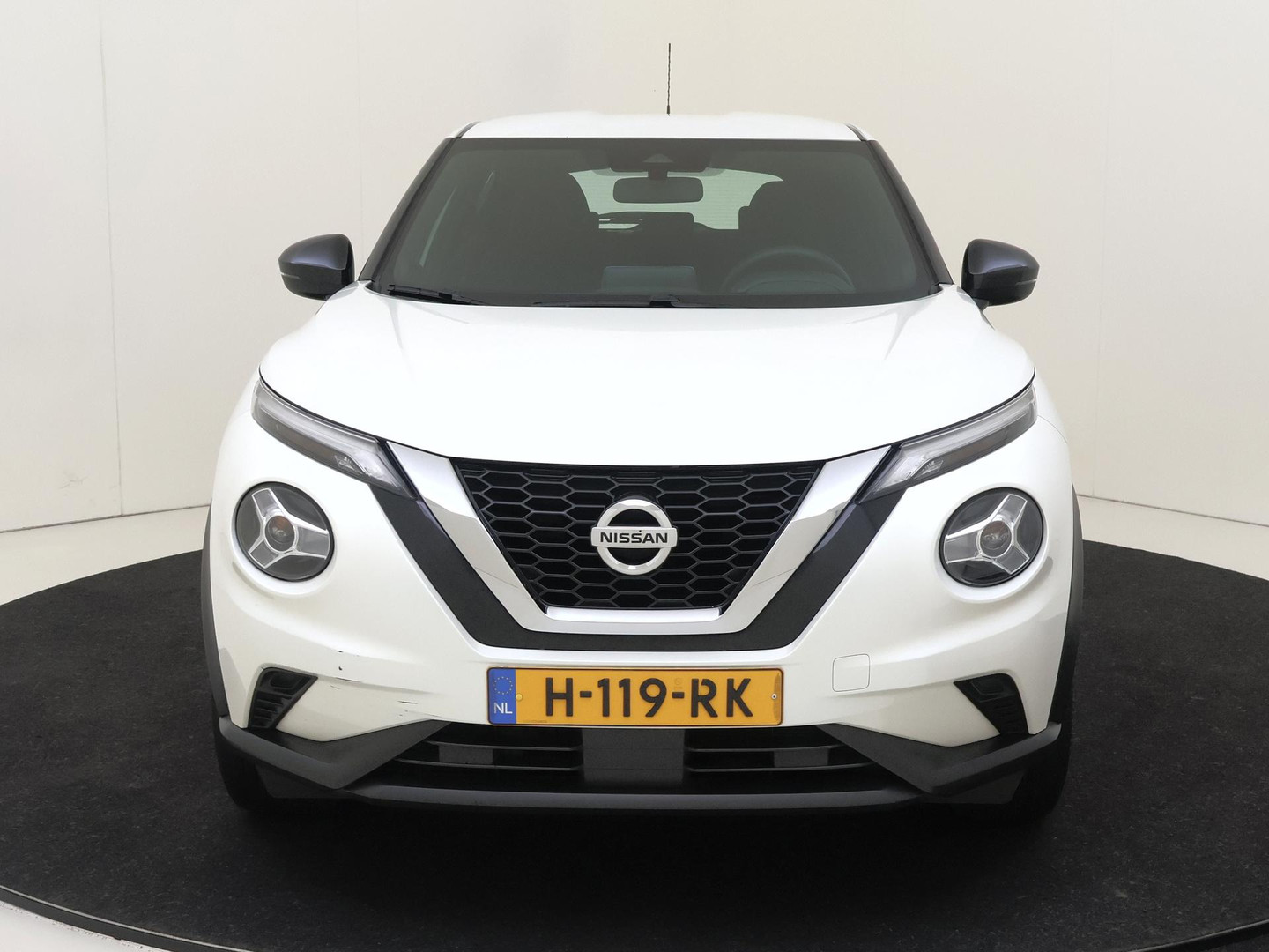 Nissan Nissan