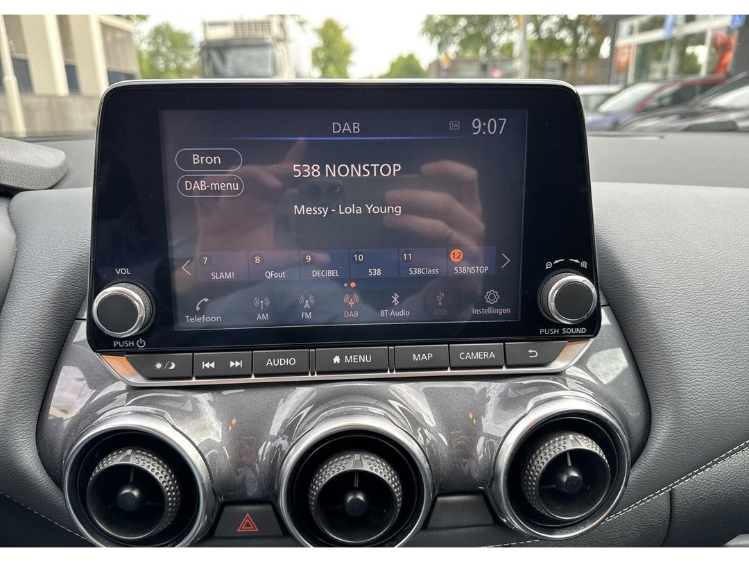 Nissan Nissan