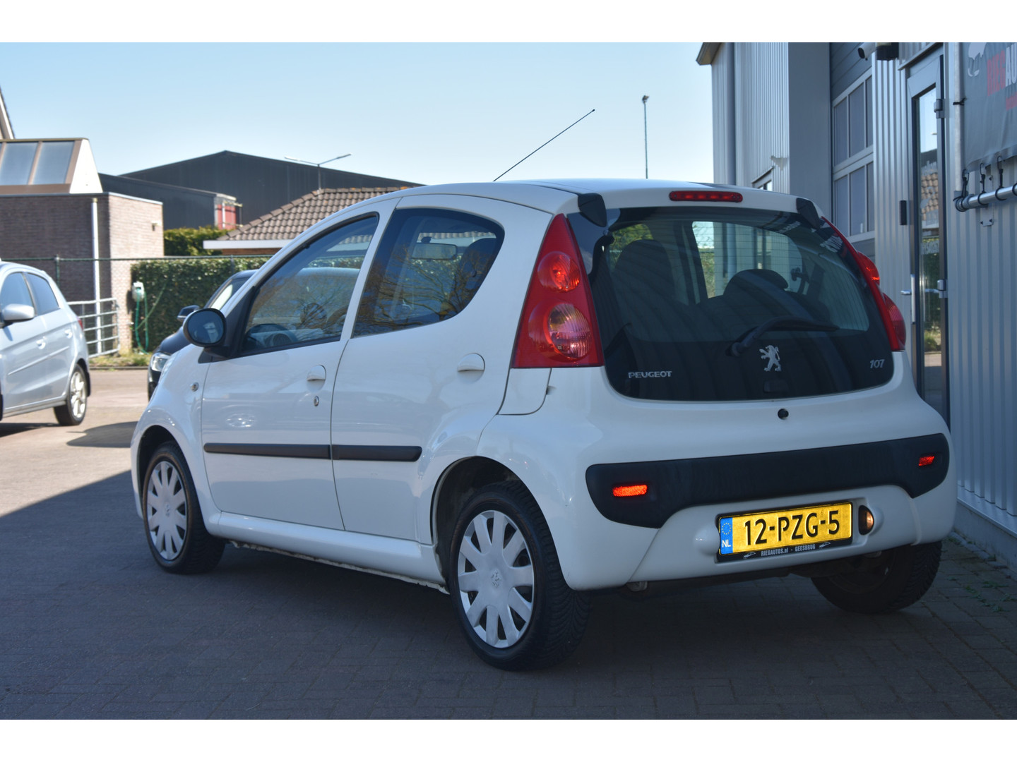 Peugeot