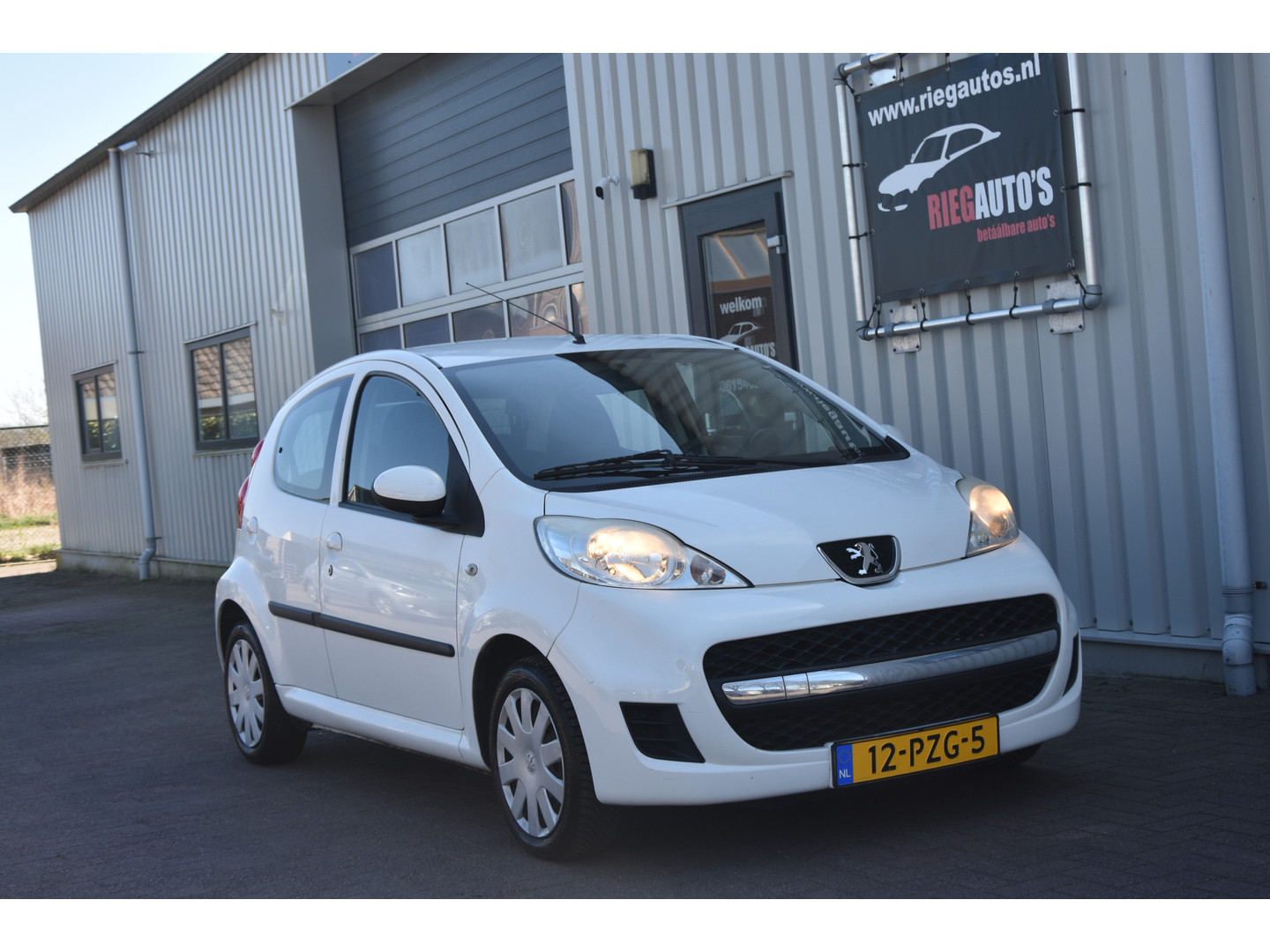 Peugeot