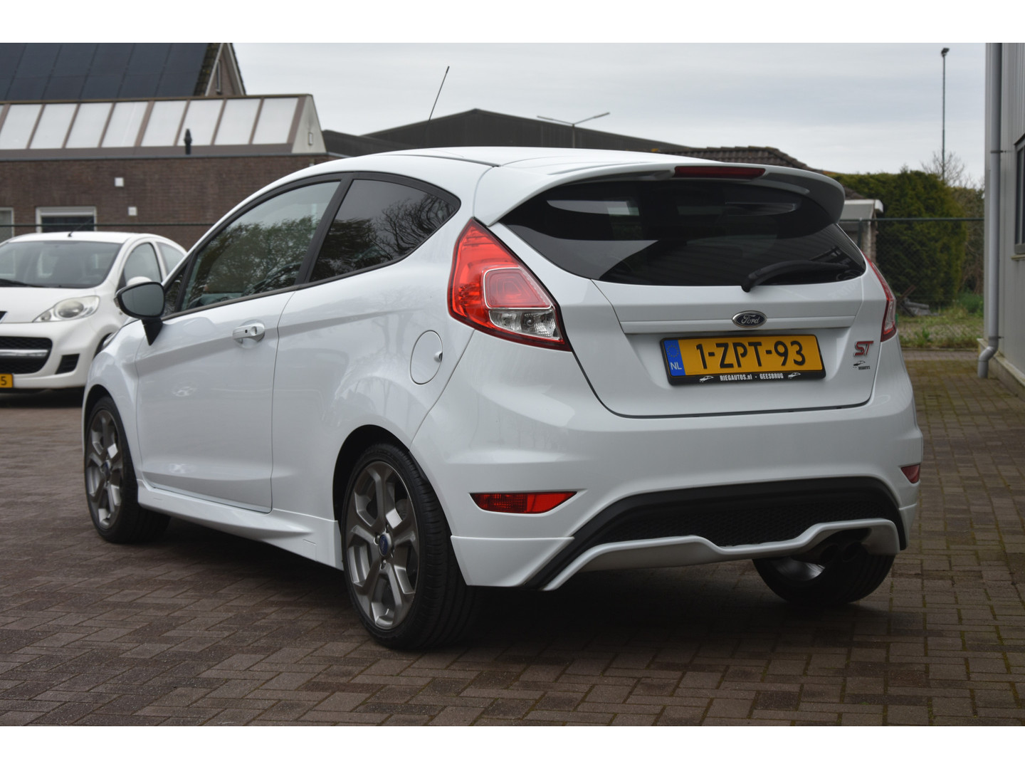 Ford Ford