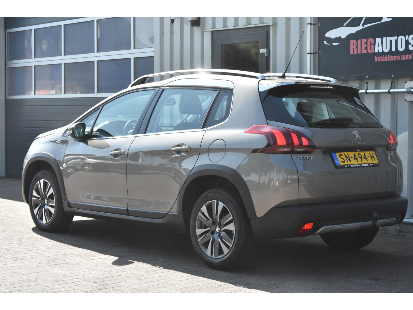 Peugeot Peugeot