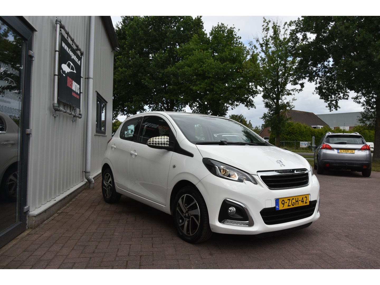 Peugeot
