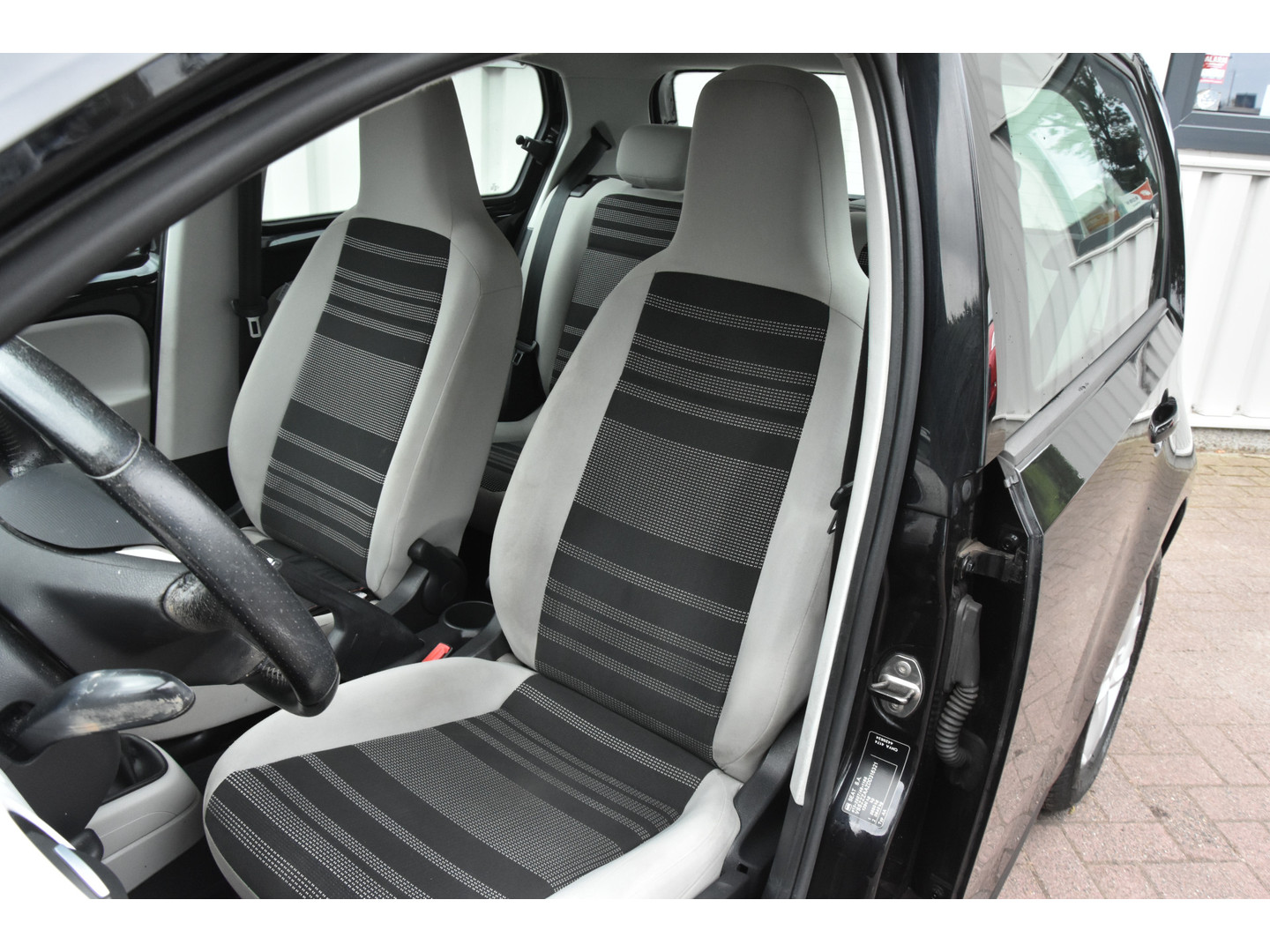 SEAT SEAT