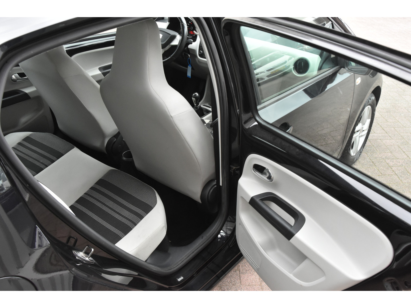 SEAT SEAT