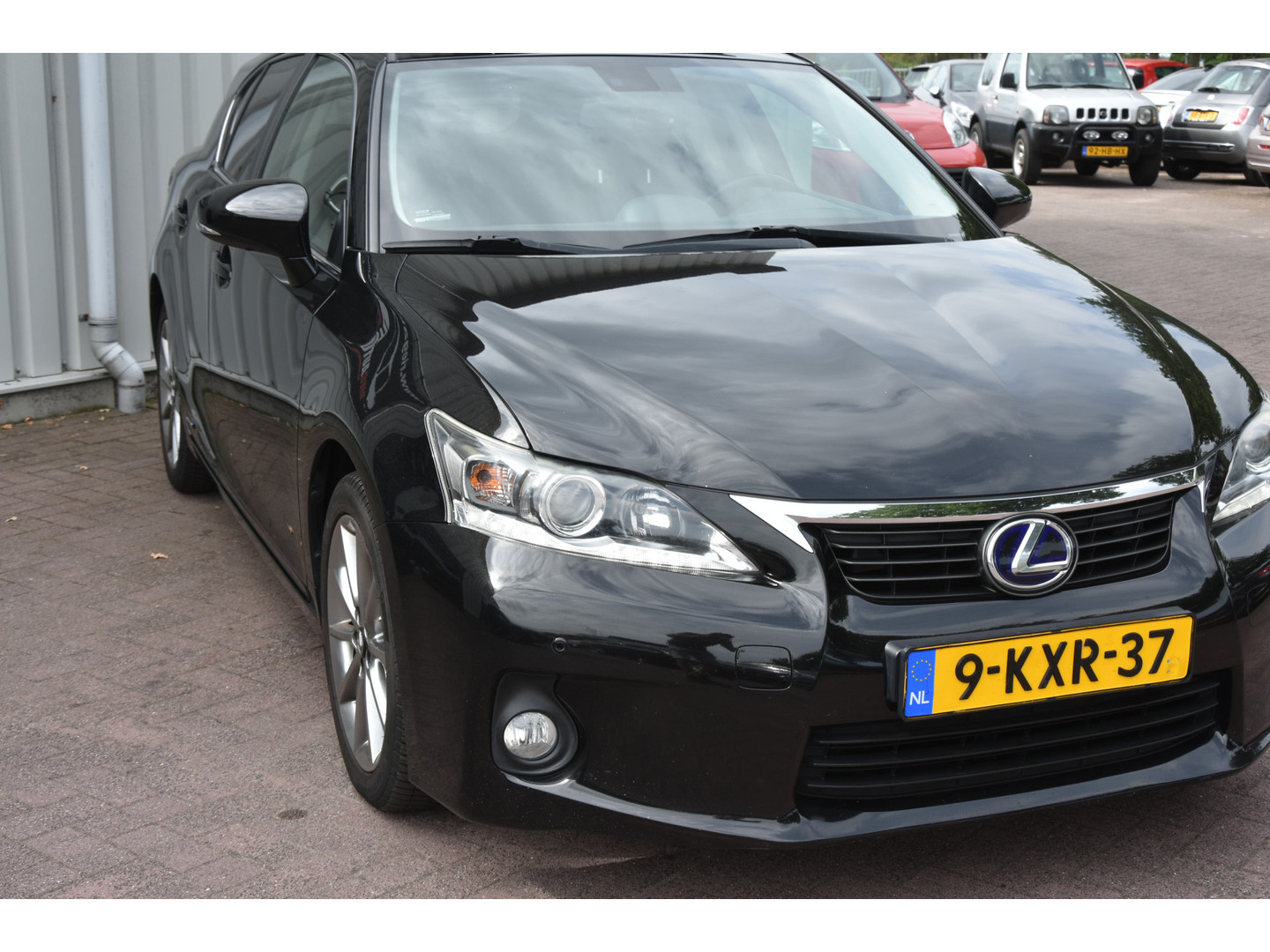 Lexus