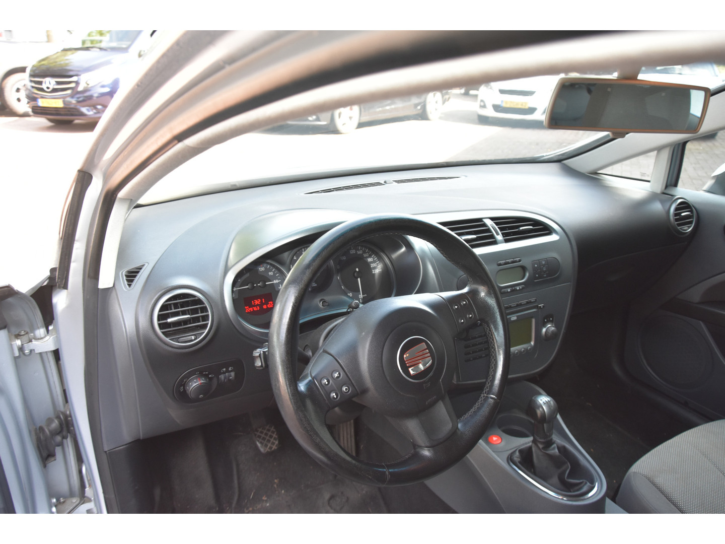 SEAT