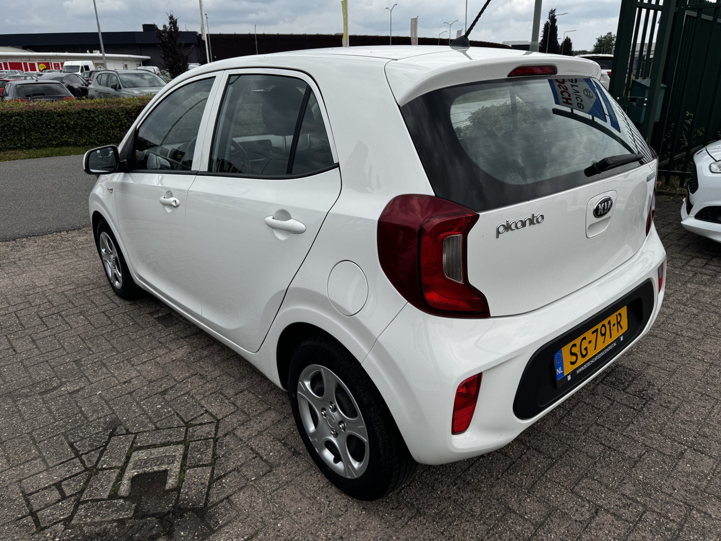 Kia