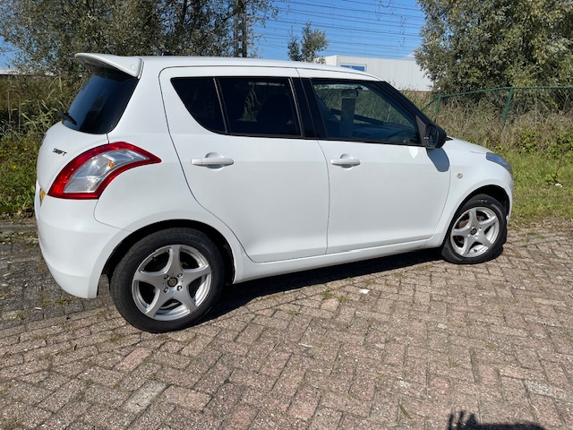 Suzuki Suzuki