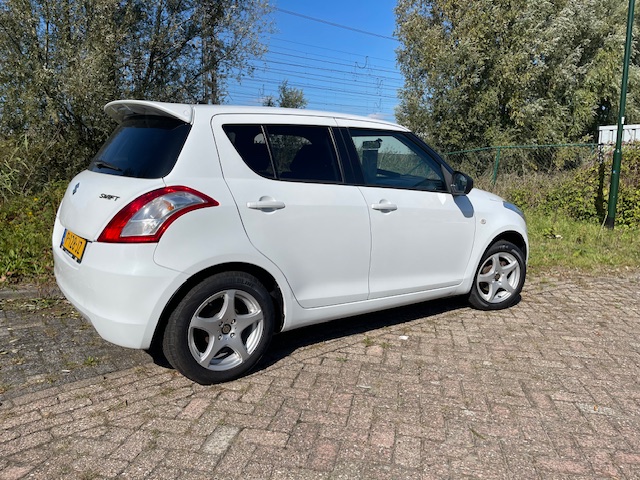 Suzuki Suzuki