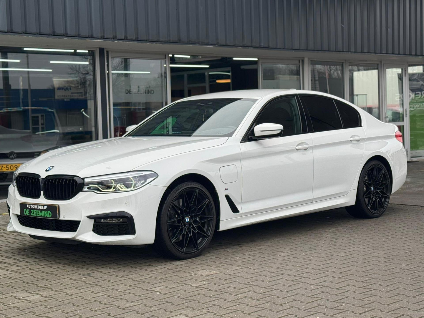 BMW