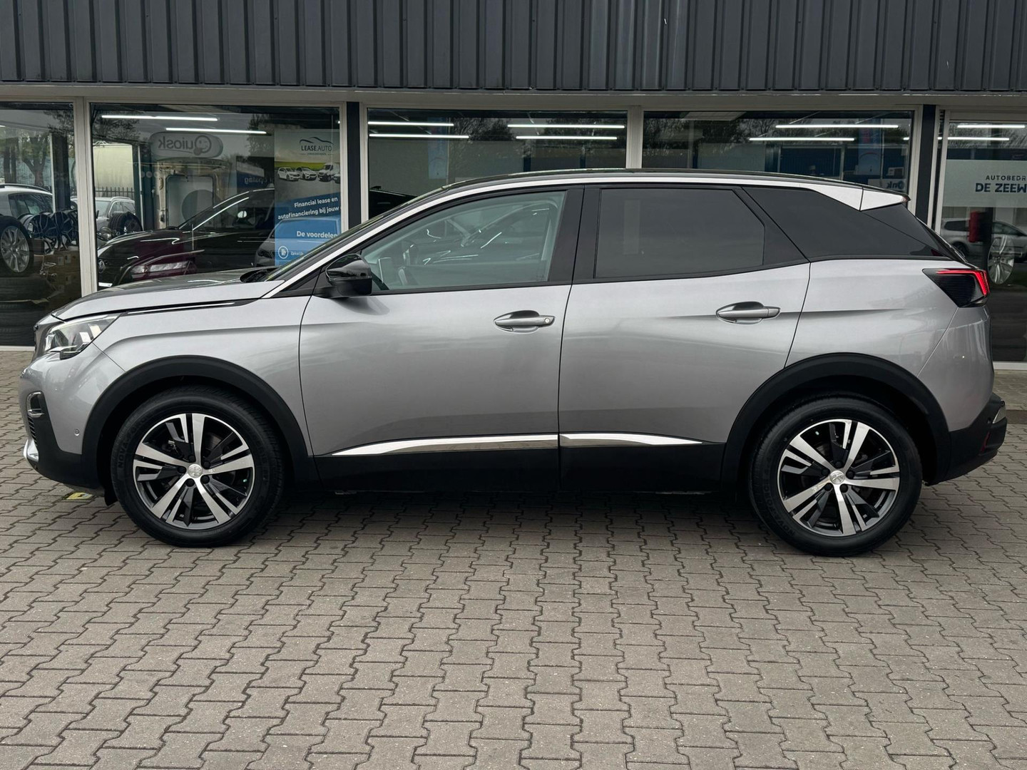 Peugeot Peugeot