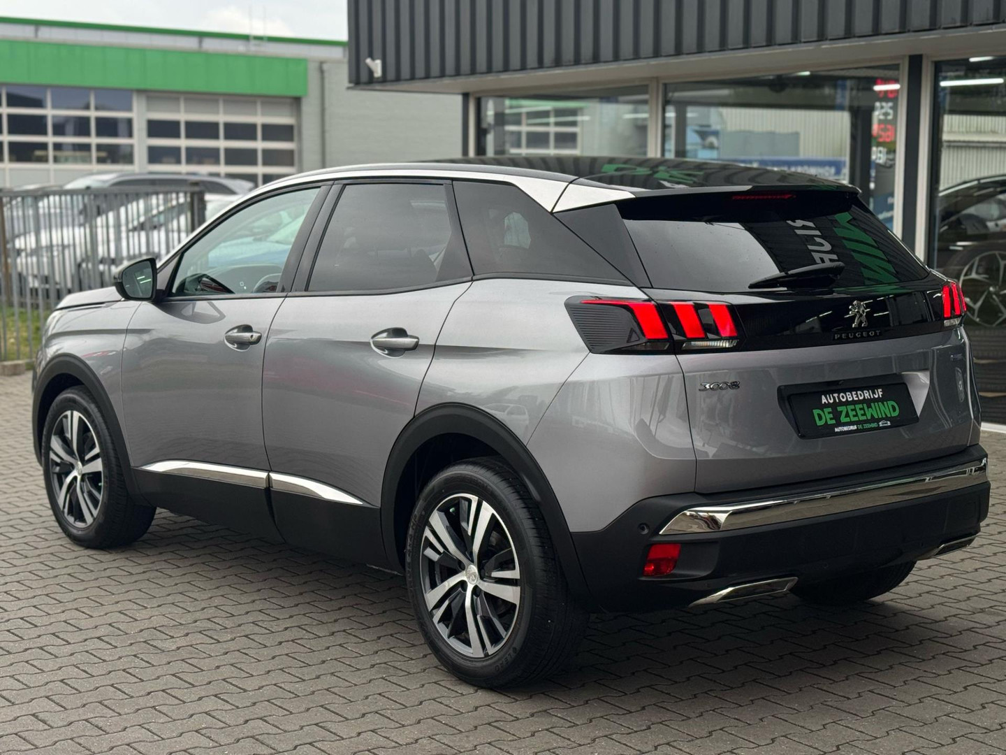 Peugeot Peugeot