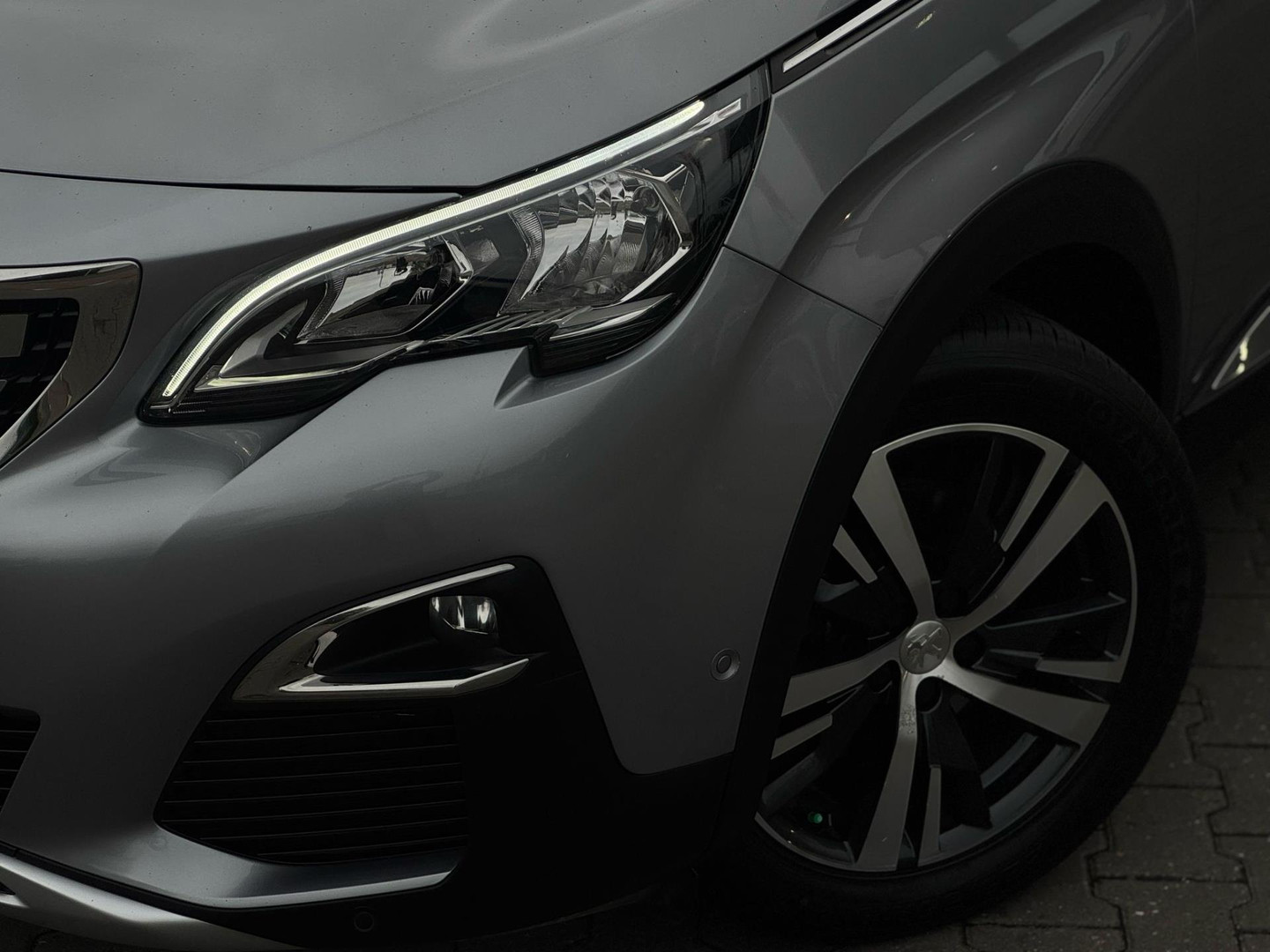 Peugeot Peugeot