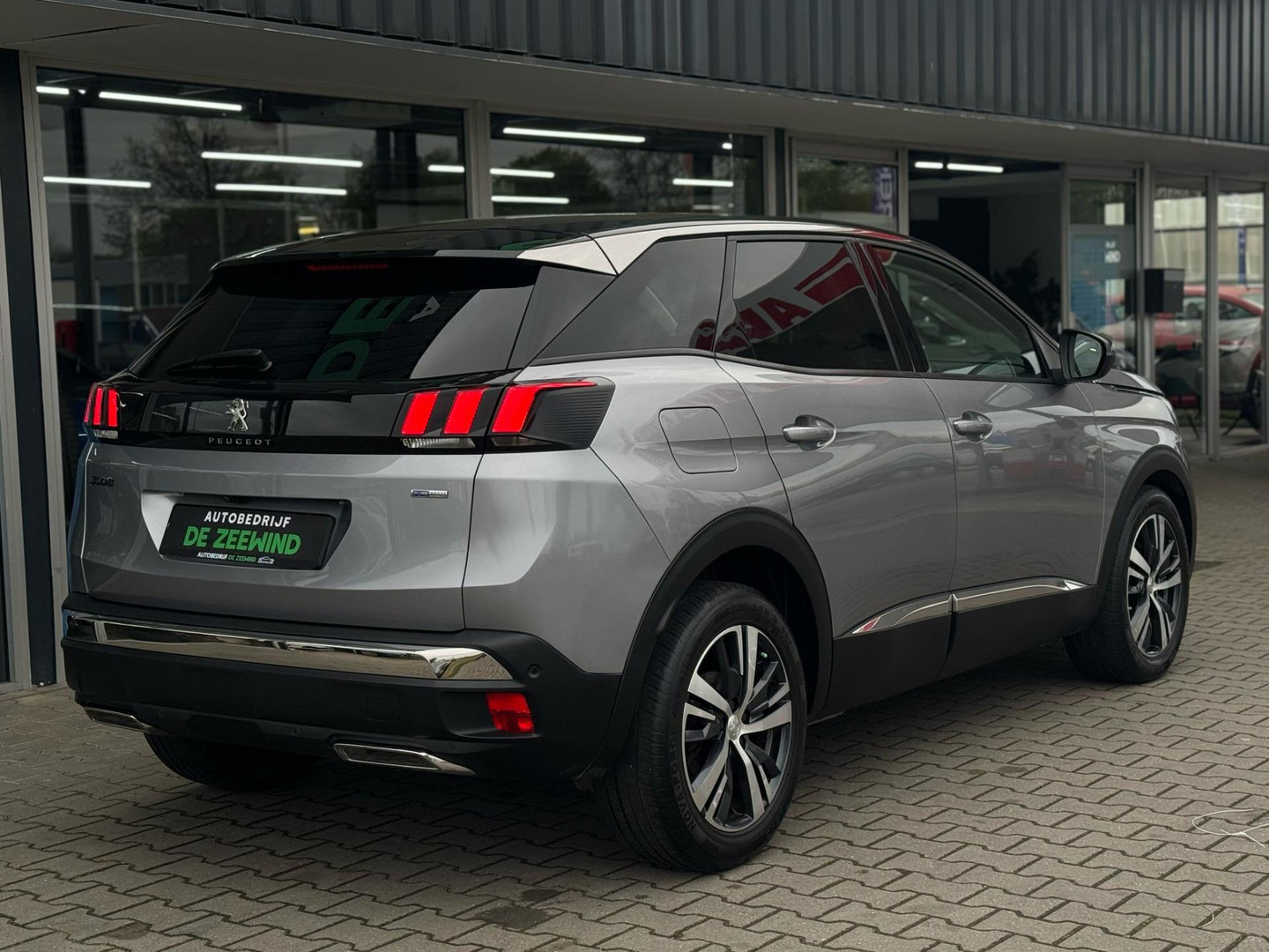 Peugeot Peugeot
