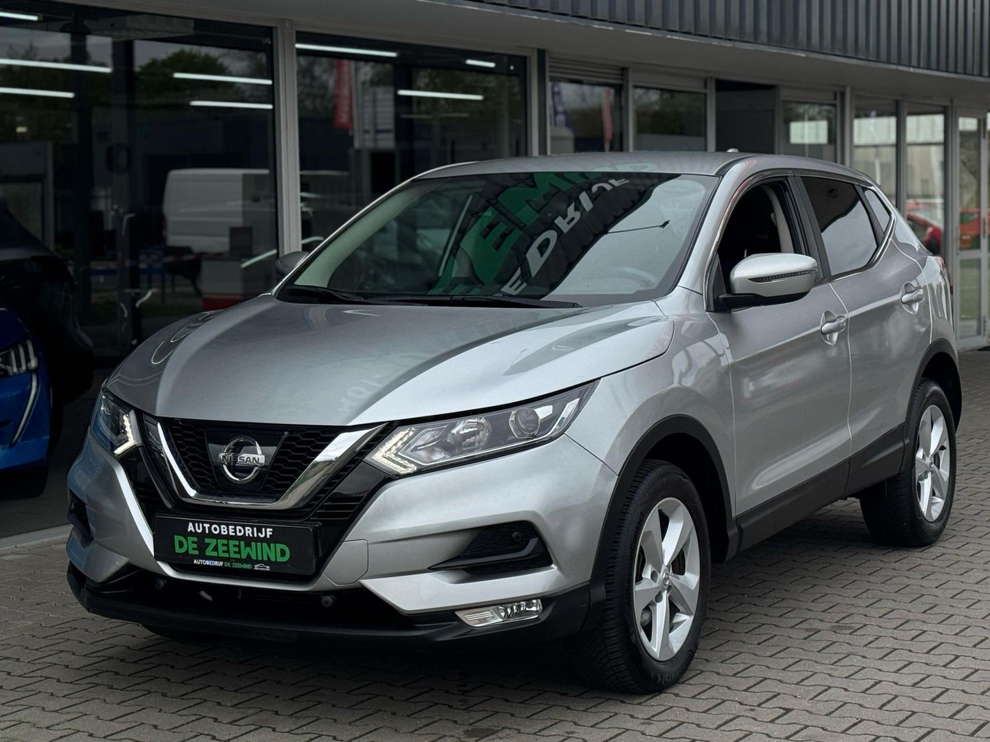 Nissan Nissan