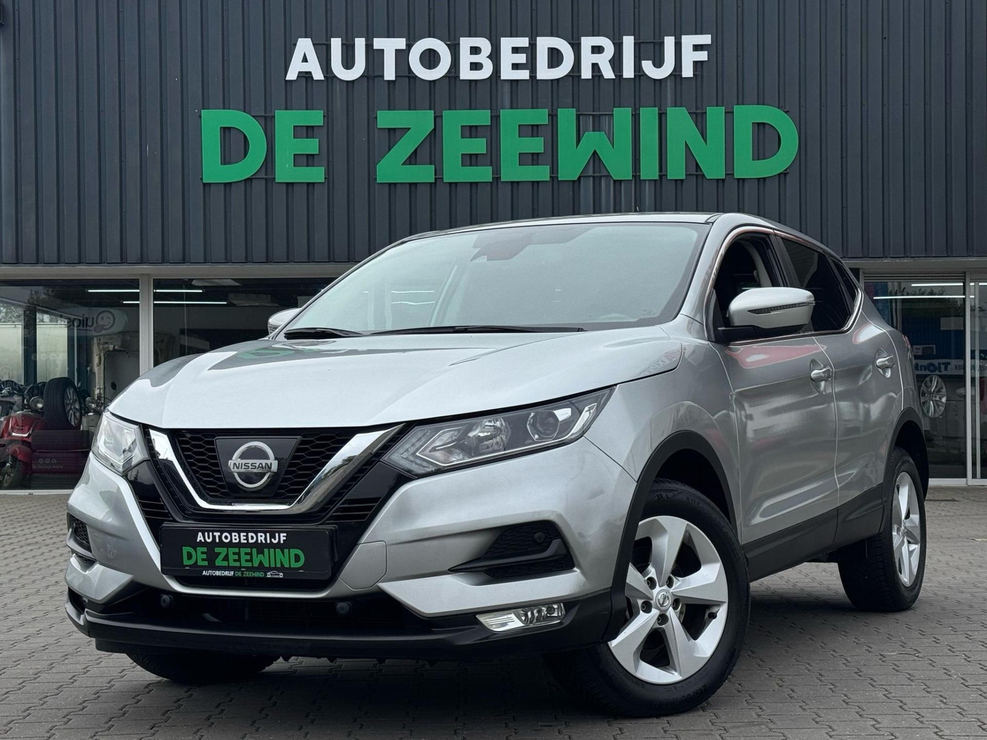 Nissan Nissan