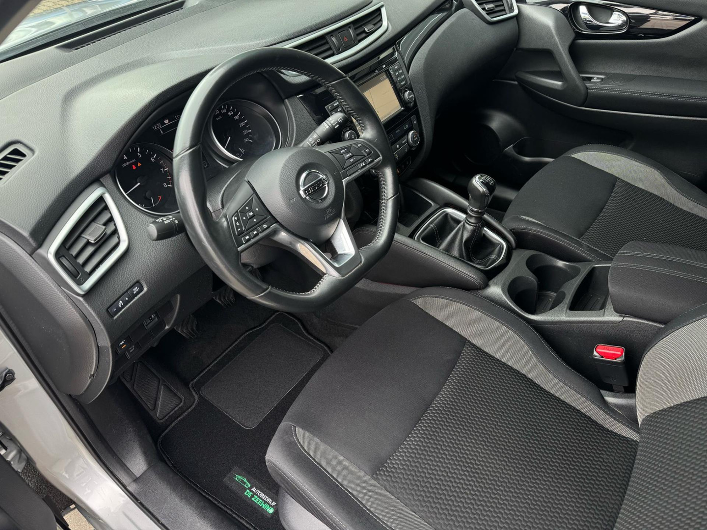 Nissan Nissan