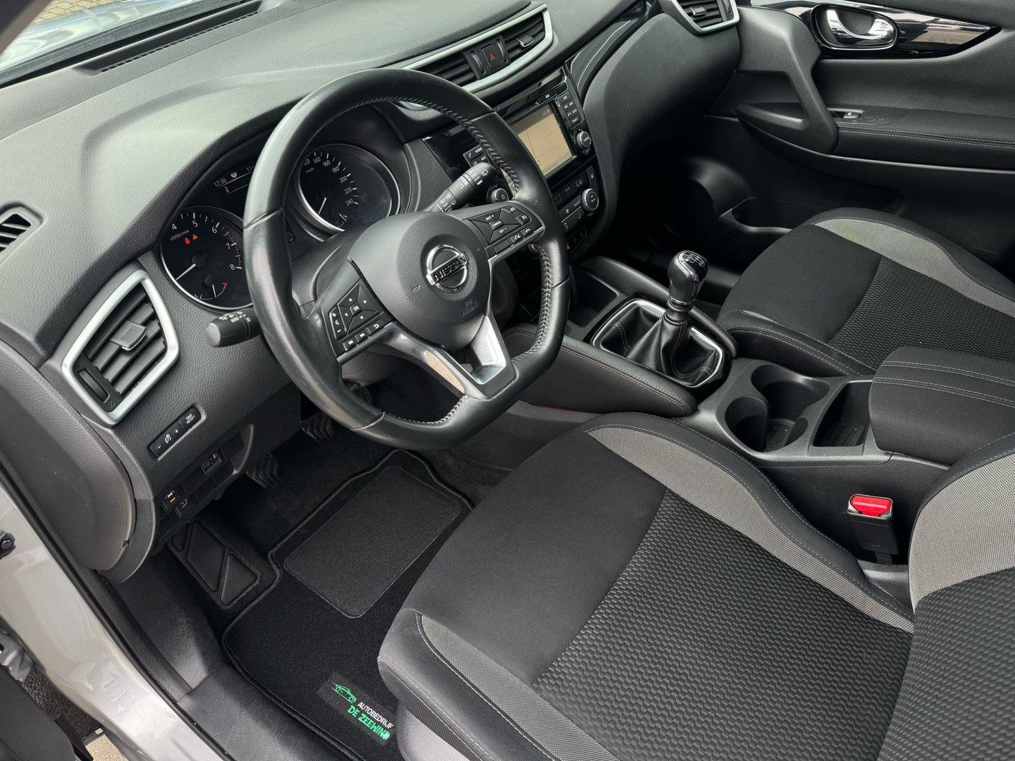 Nissan Nissan