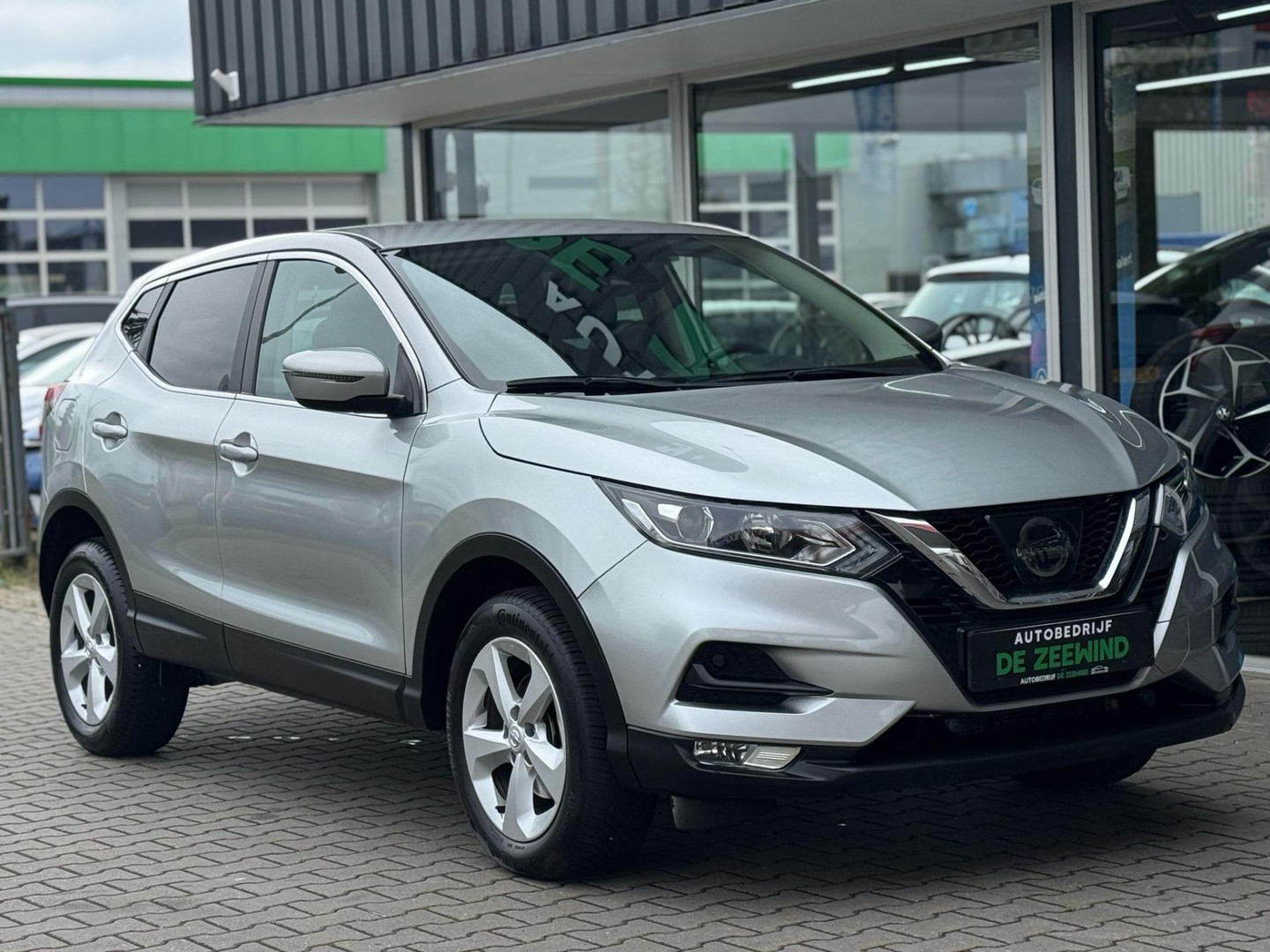 Nissan Nissan