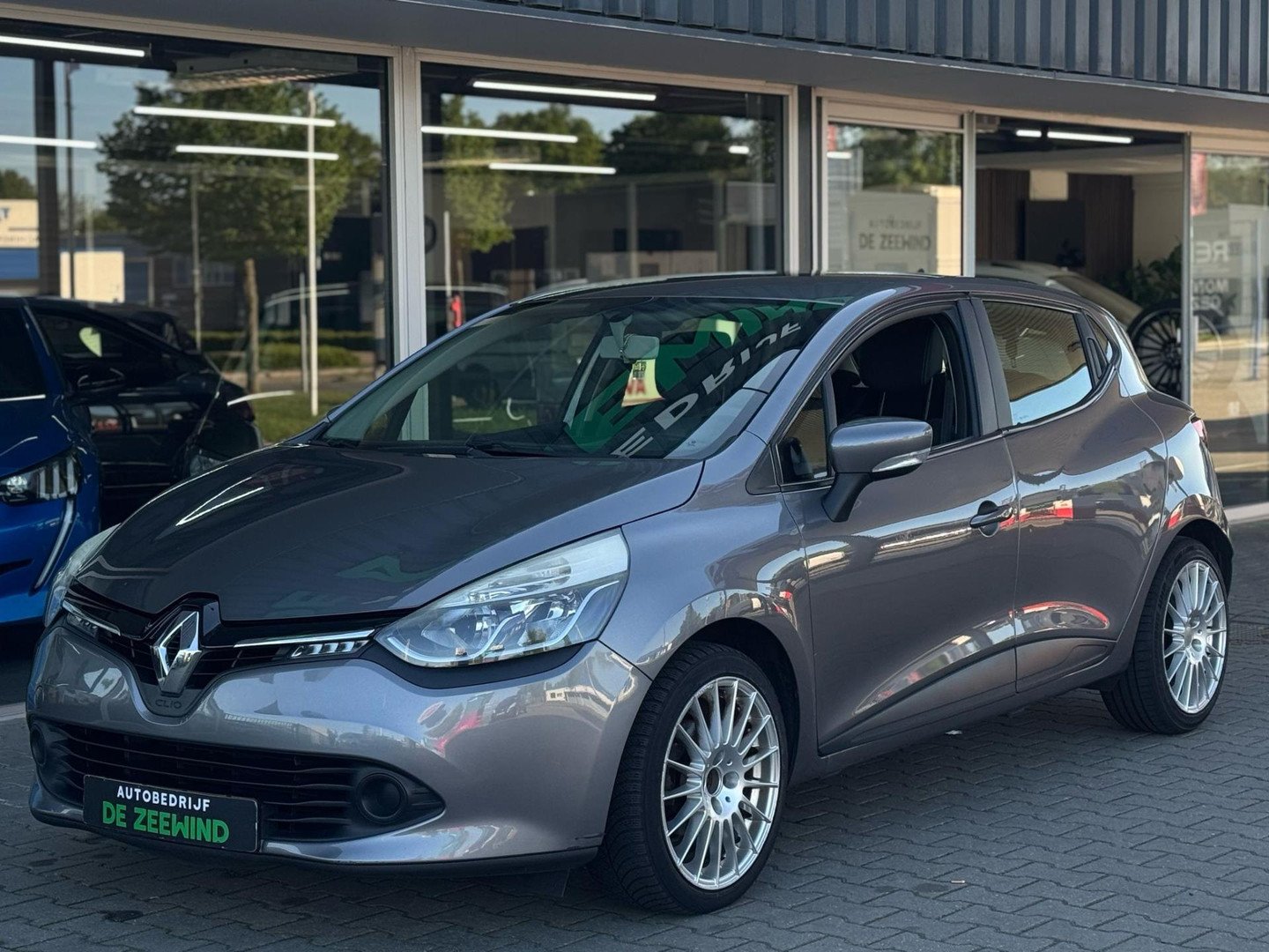 Renault Renault