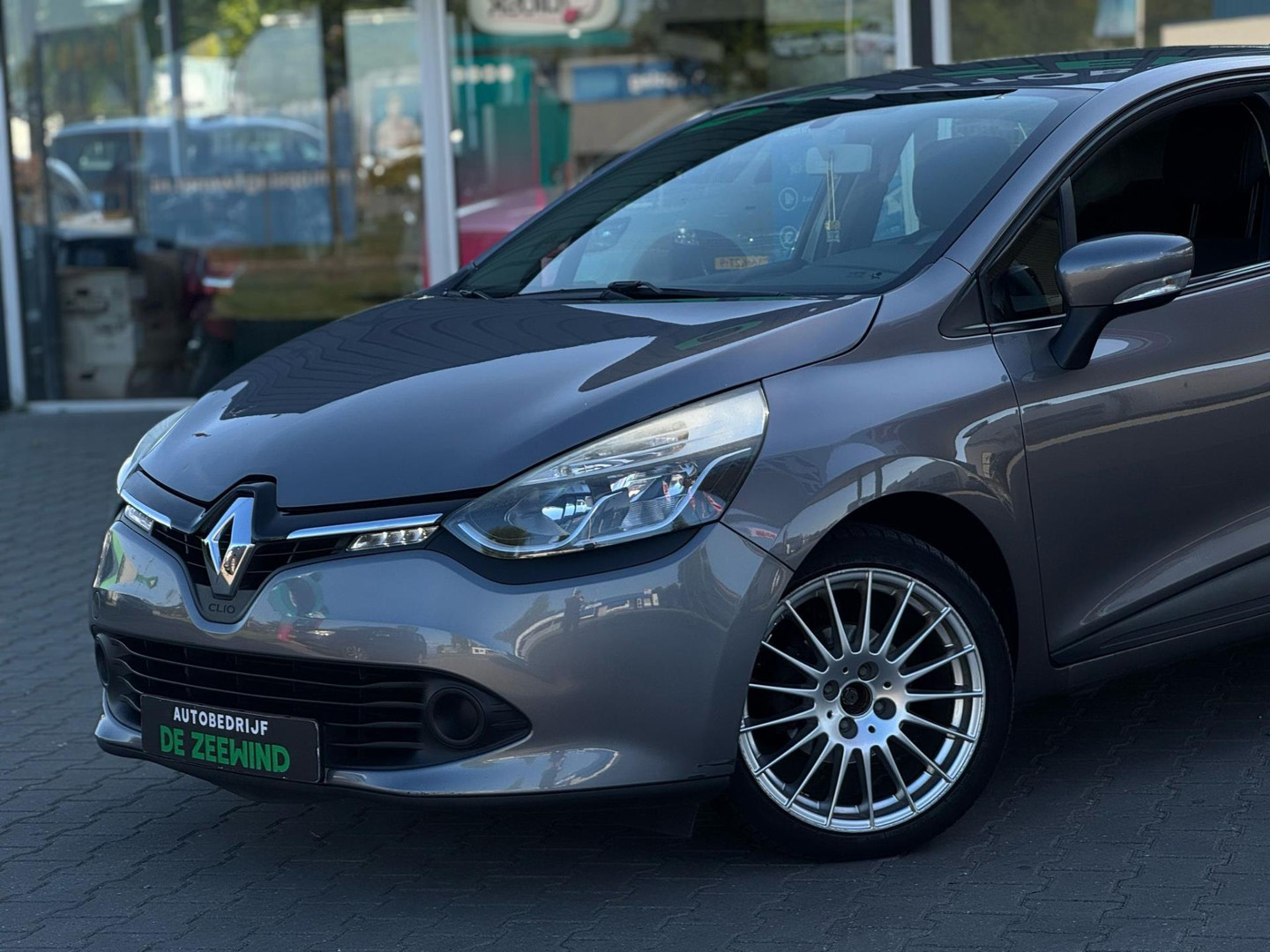 Renault Renault