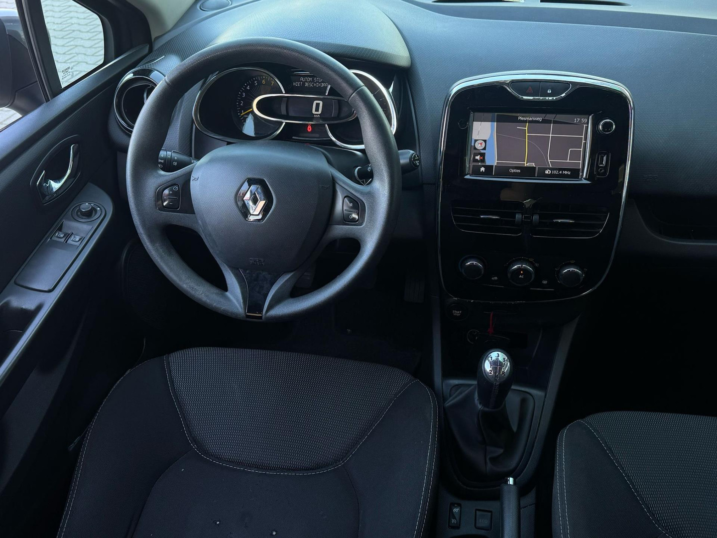 Renault Renault