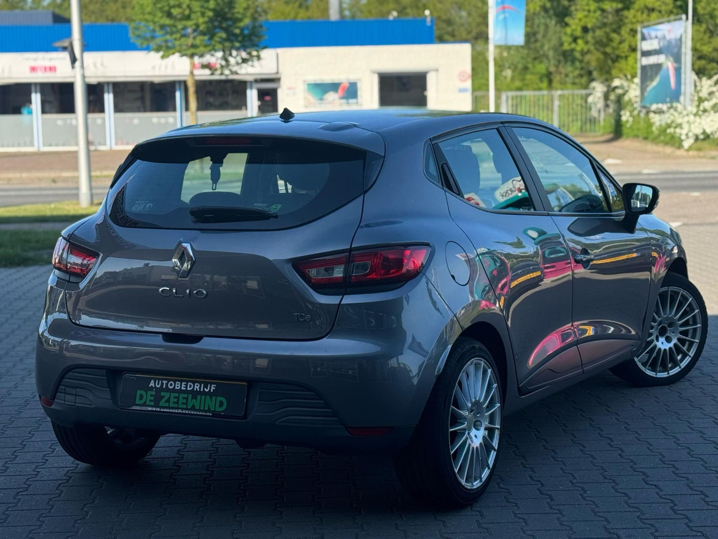Renault Renault