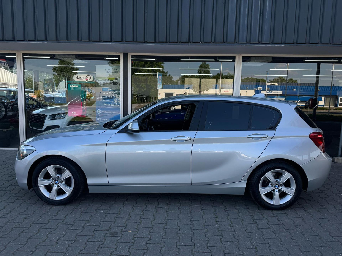 BMW BMW
