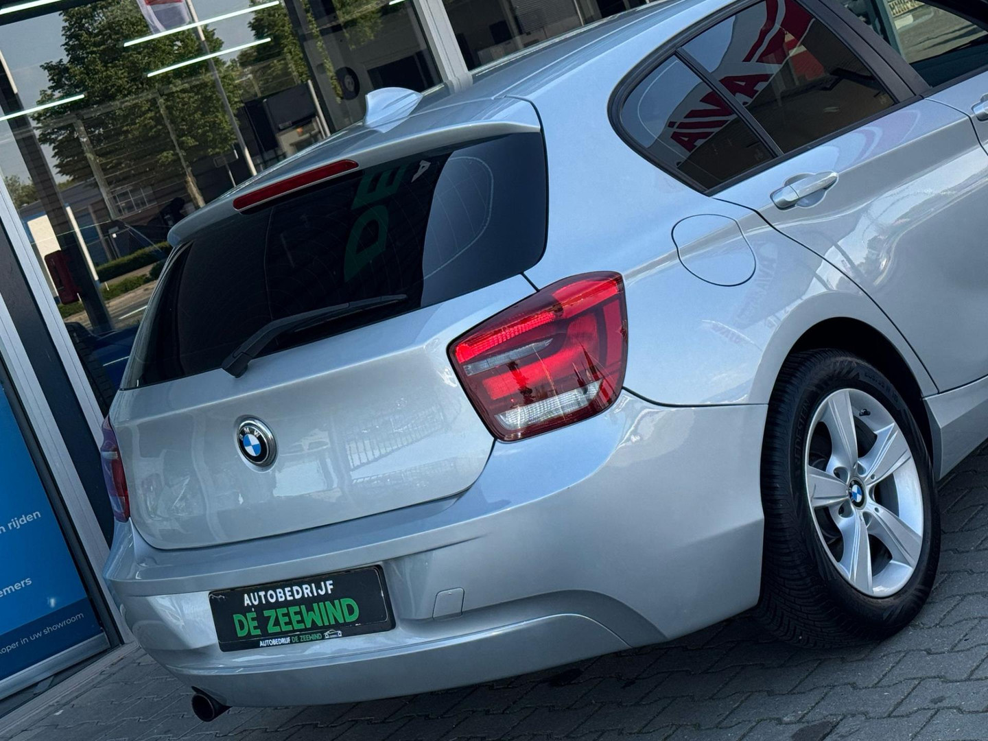 BMW BMW
