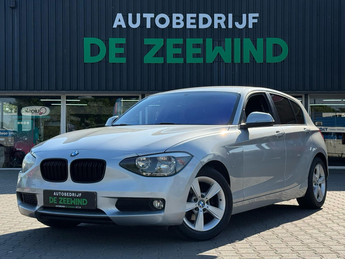 BMW BMW