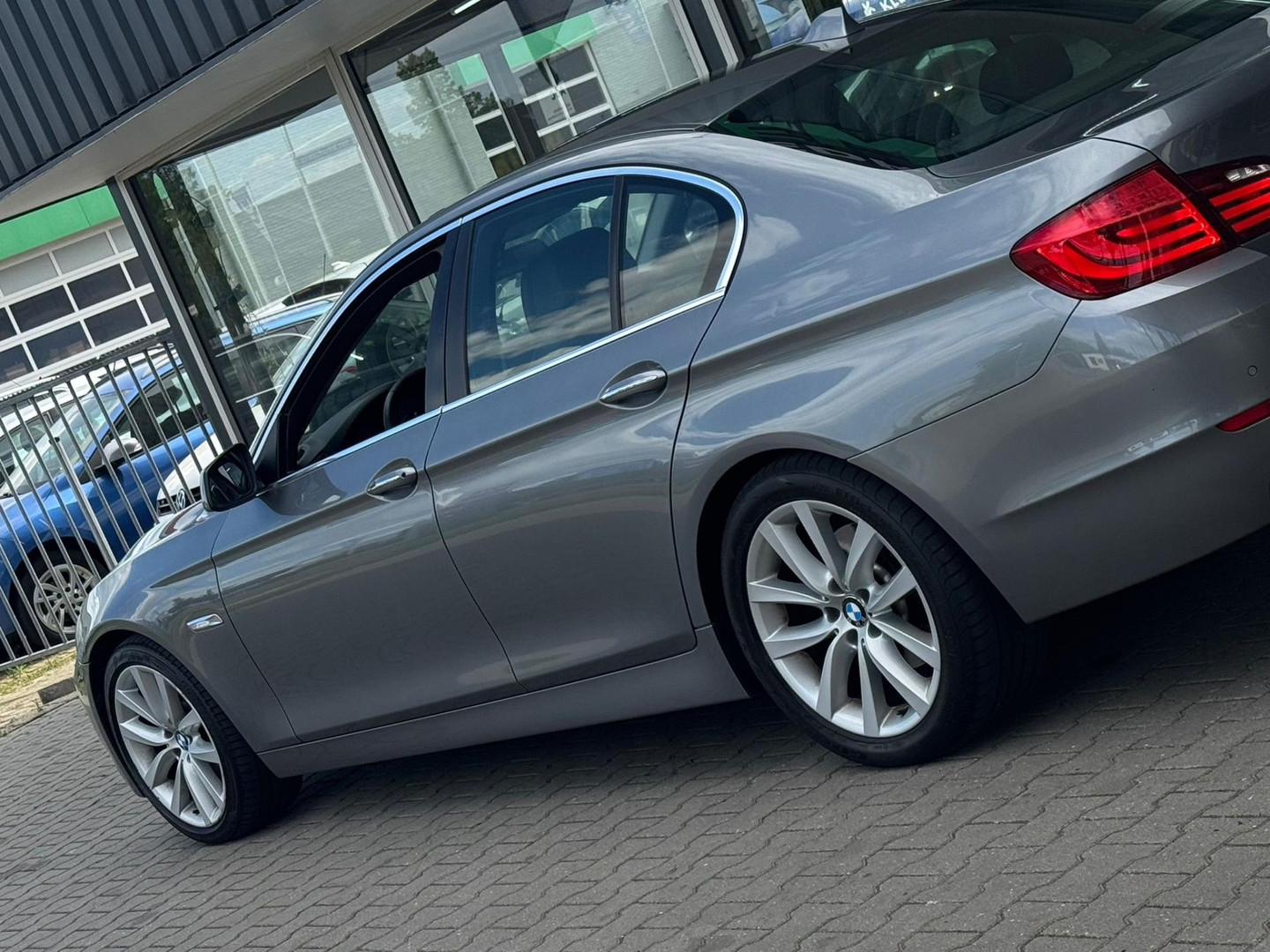 BMW