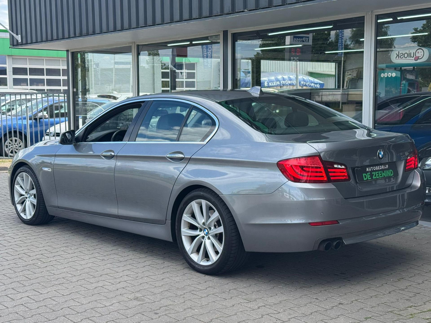 BMW