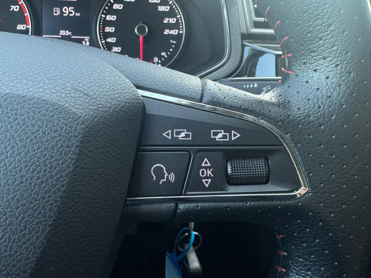 SEAT SEAT