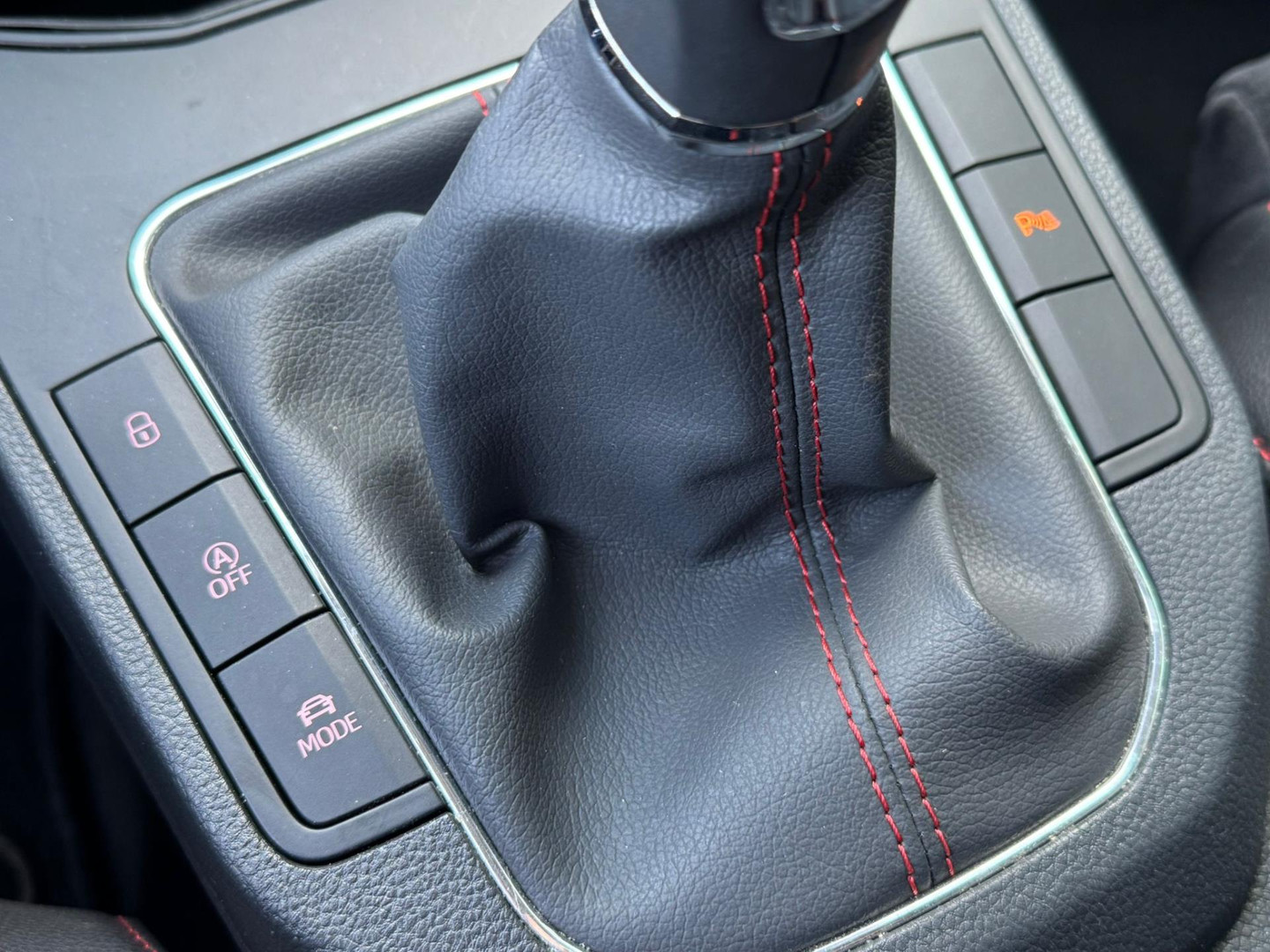 SEAT SEAT