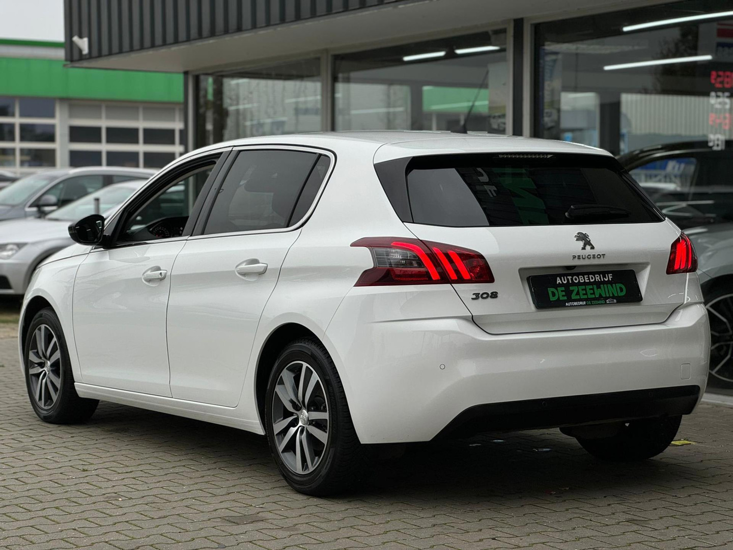Peugeot