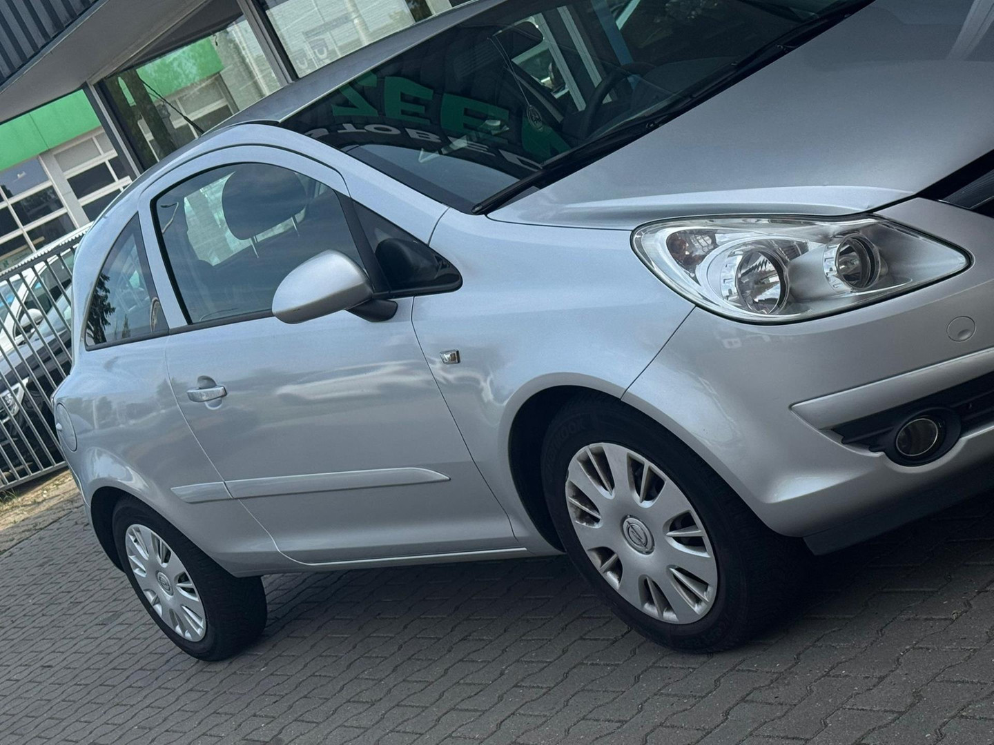 Opel