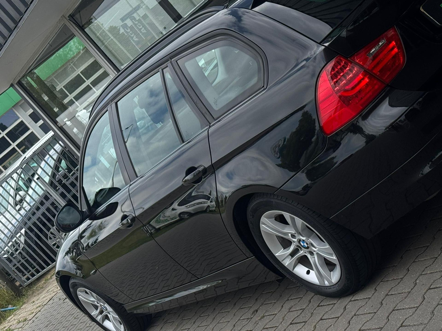 BMW