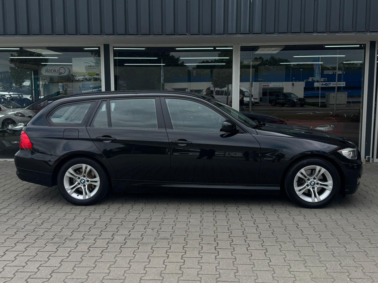 BMW
