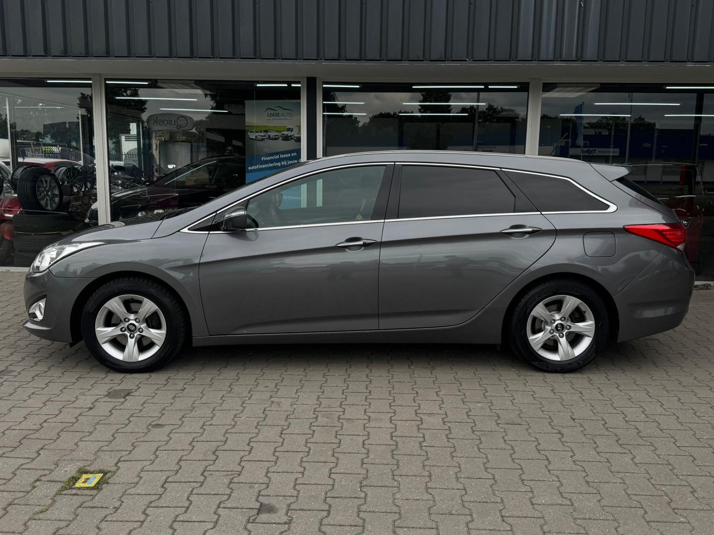 Hyundai Hyundai