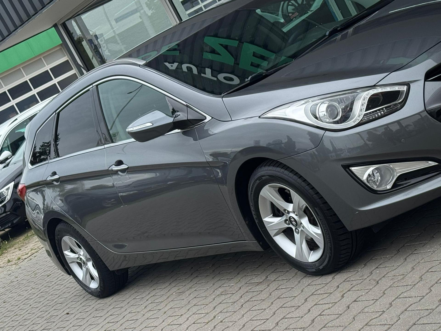 Hyundai Hyundai