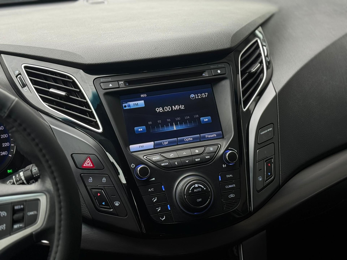 Hyundai Hyundai