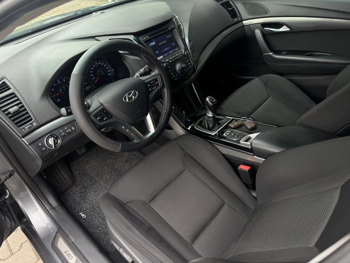 Hyundai Hyundai