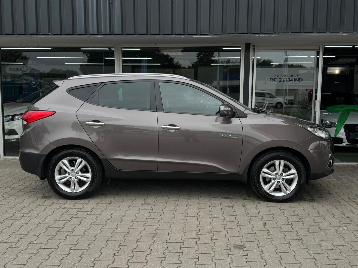 Hyundai Hyundai