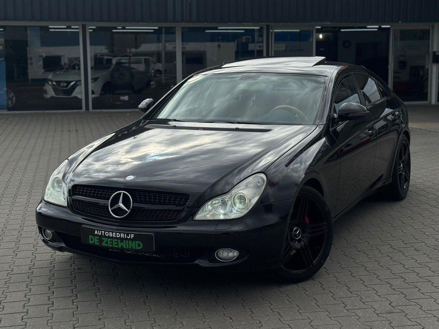 Mercedes-Benz