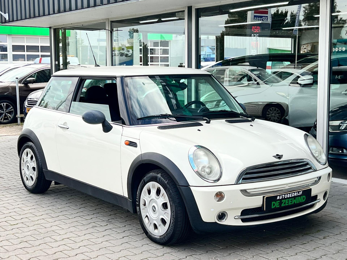MINI MINI