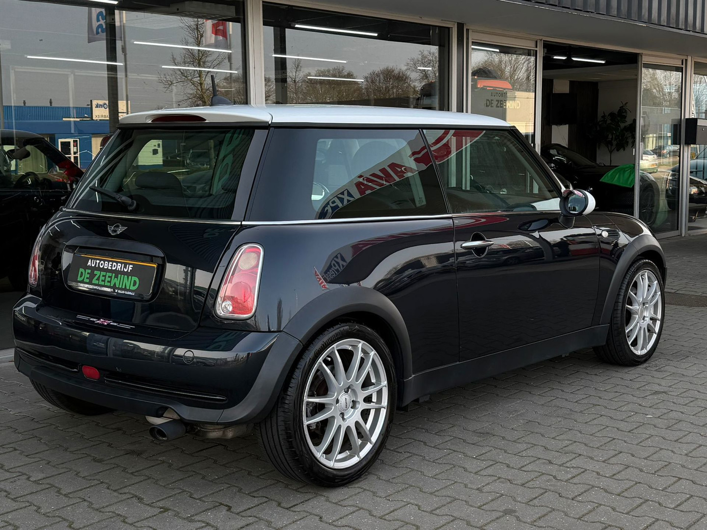 MINI