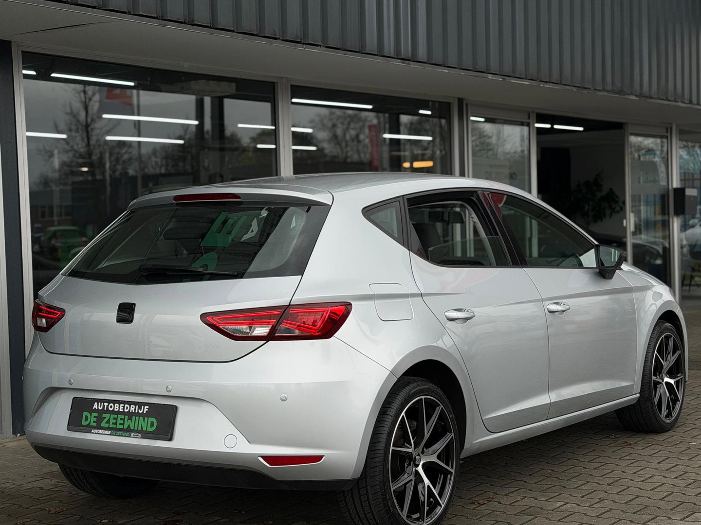 SEAT