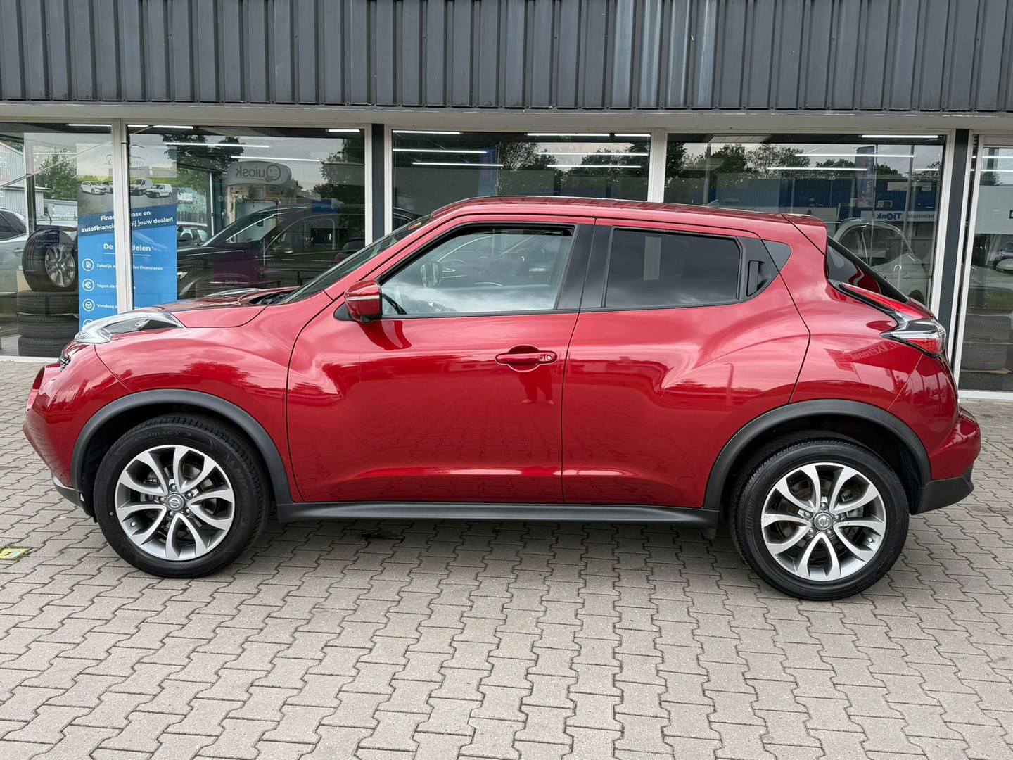 Nissan Nissan