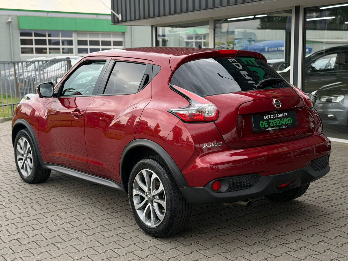 Nissan Nissan